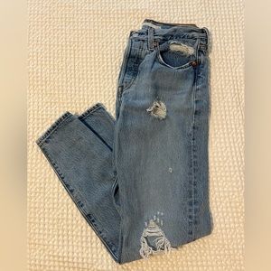 Levi’s wedgie jeans